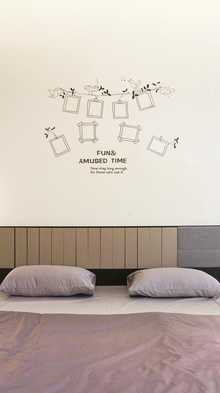 Wake Up Hostel Бангкок Номер фото